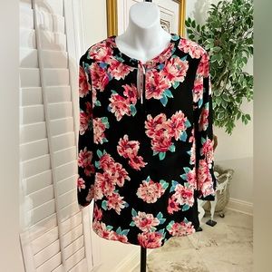 Ellen Tracy, black long sleeve blouse with red and rose Flowers size medium